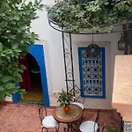 Dar Sarah-Marrakech, riad authentique idéalement situé.