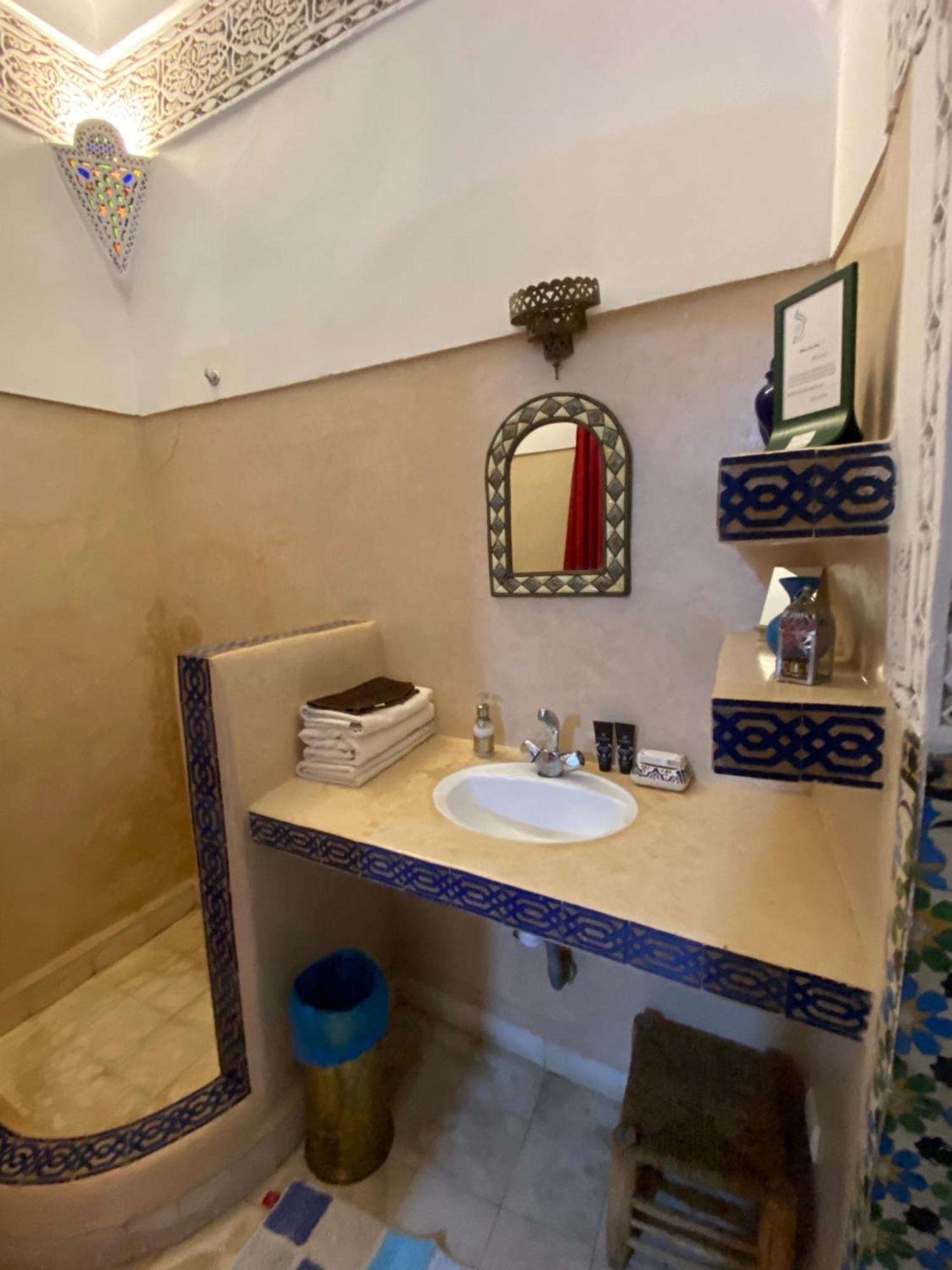 Riad Dar Sarah-mouassine-marrakech, Authentique Idealement Situe Marrakesch